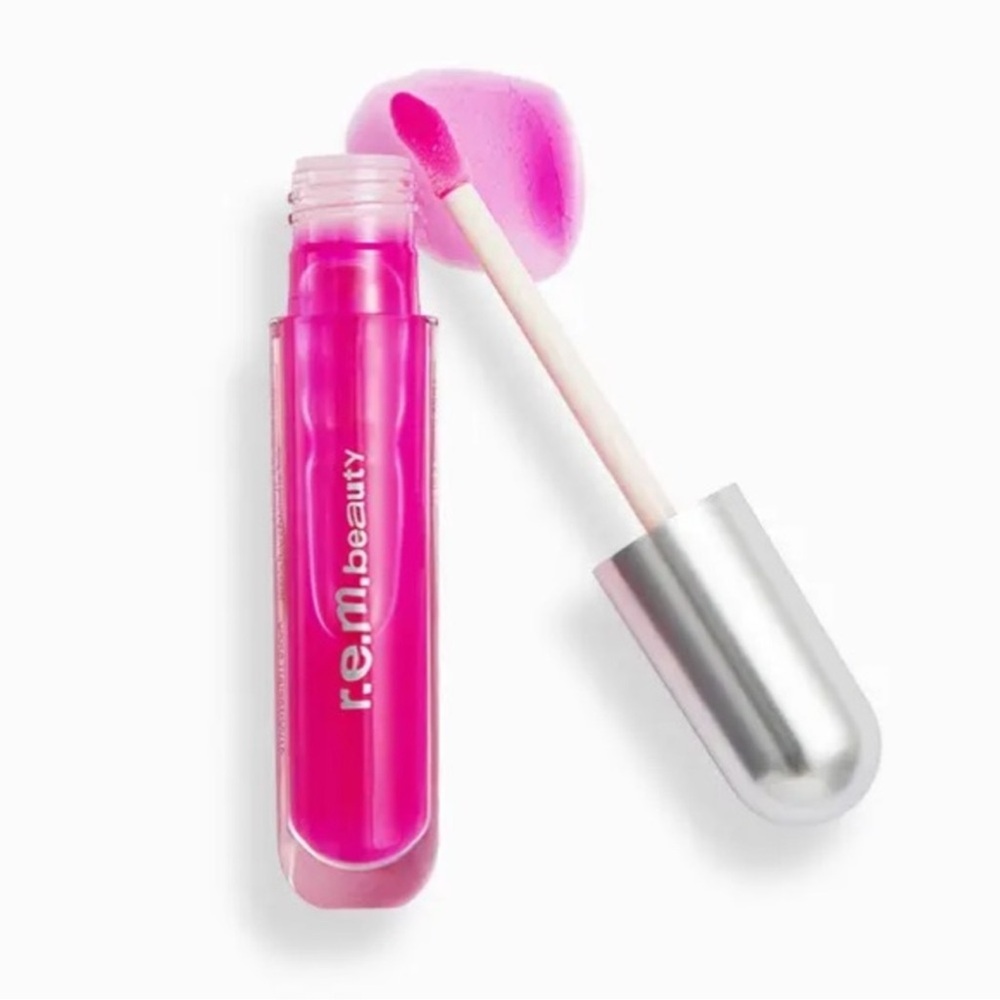 R.e.m Beauty Essential Drip Glossy Balm in Strawberry Soda NEW
